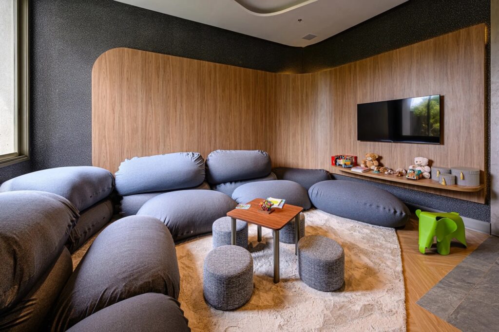 Greystar_AYRA_Pinifarina_AfetianStudio-81 Grande