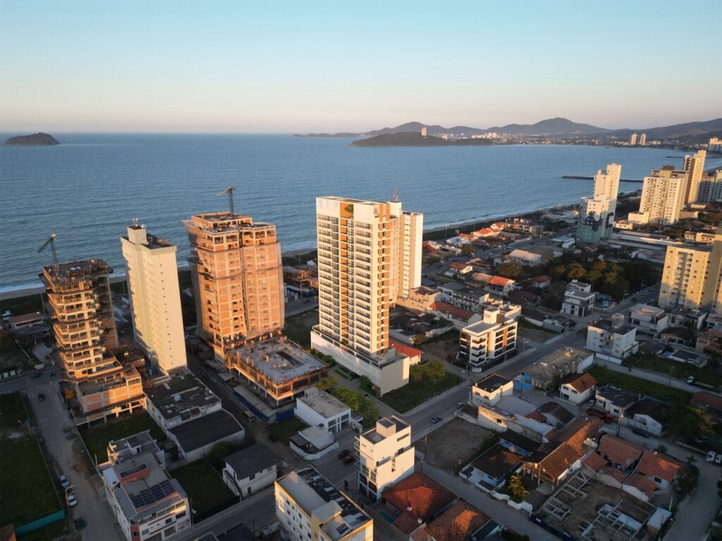 03 - FOTO INSERÇÃO -AYA-ALICERCE Grande